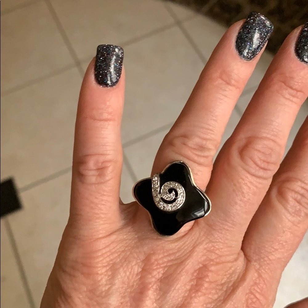 Rhodium Plated Black Stone Ring W/ Pave Swirl SZ 6